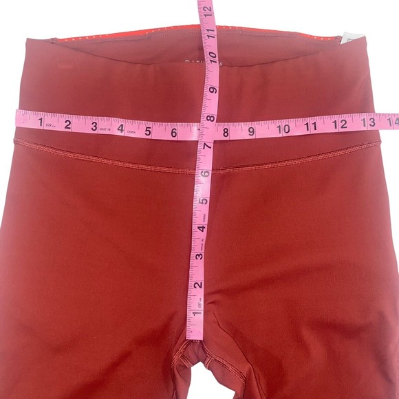 ATHLETA Ultimate Colorblock 7/8 Tight Legging Red Orange Perforated Size Small - Picture 6 of 10